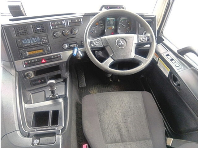 三菱ふそうスーパーグレートセルフローダー大型（10t）[写真25]