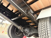 いすゞフォワードセルフクレーン3段中型（4t）[写真11]