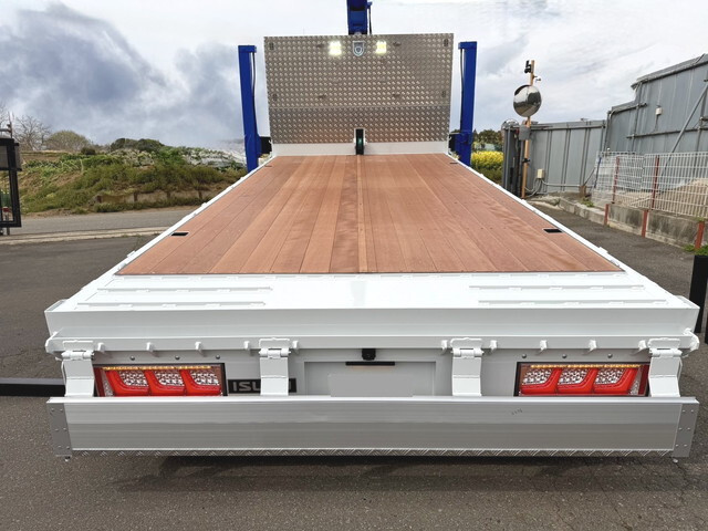 いすゞフォワードセルフクレーン3段中型（4t）[写真15]