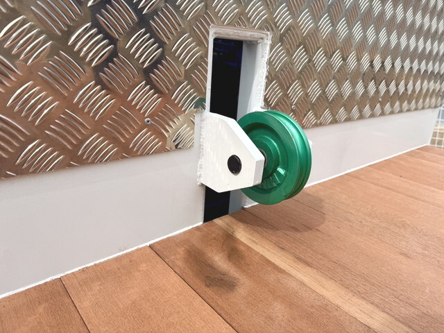 いすゞフォワードセルフクレーン3段中型（4t）[写真17]