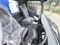 いすゞフォワードセルフクレーン3段中型（4t）[写真28]