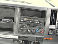 いすゞフォワードセルフクレーン3段中型（4t）[写真30]