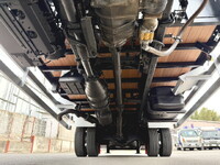 いすゞフォワードセルフクレーン3段中型（4t）[写真10]