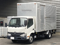 トヨタダイナアルミバン小型（2t・3t）[写真01]