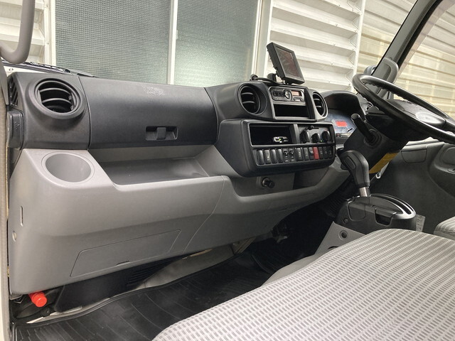 トヨタダイナアルミバン小型（2t・3t）[写真20]