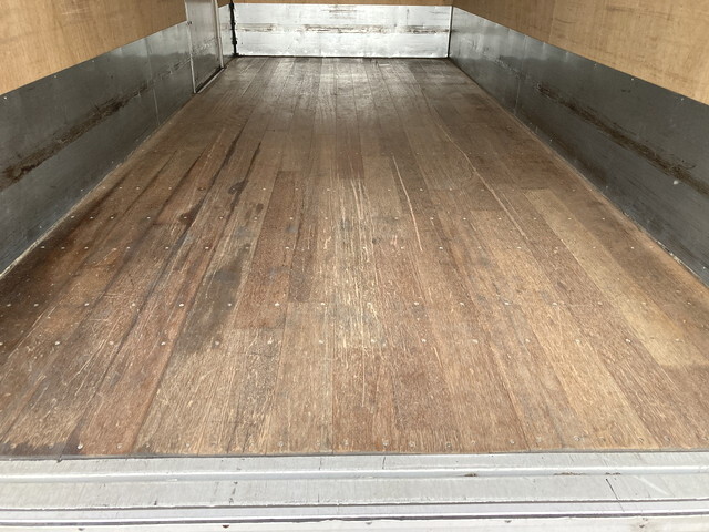 トヨタダイナアルミバン小型（2t・3t）[写真24]