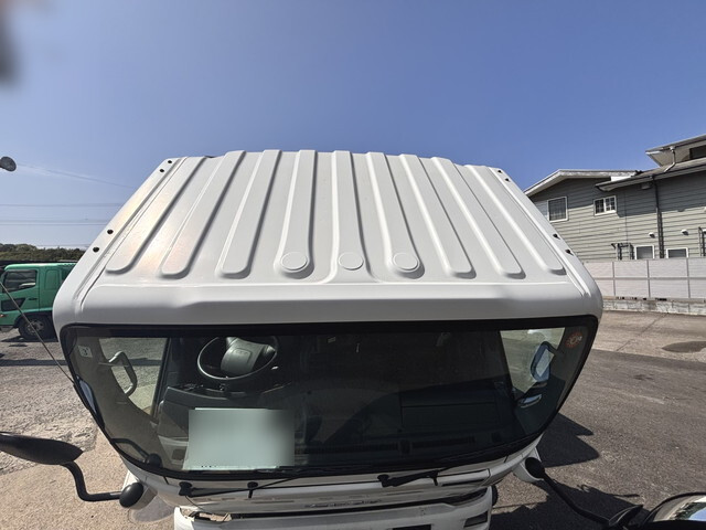 いすゞエルフ冷凍車（冷蔵車）小型（2t・3t）[写真29]