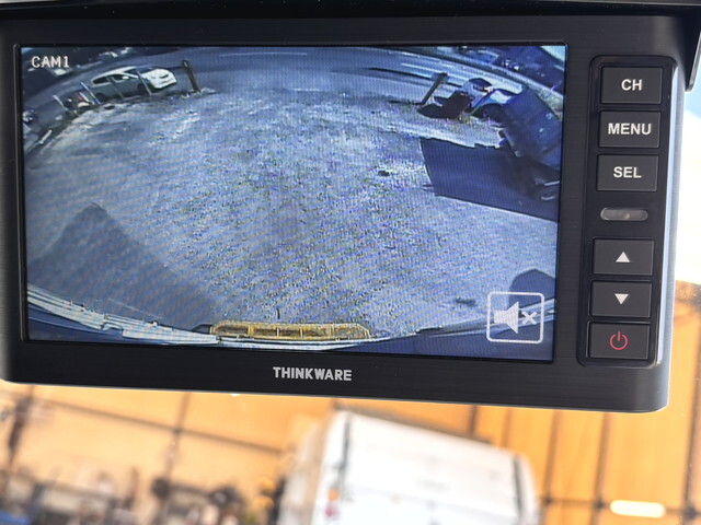 いすゞエルフ冷凍車（冷蔵車）小型（2t・3t）[写真35]