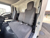 いすゞエルフ冷凍車（冷蔵車）小型（2t・3t）[写真39]