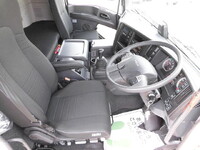 いすゞギガアルミウイング大型（10t）[写真16]