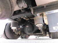 いすゞギガアルミウイング大型（10t）[写真10]