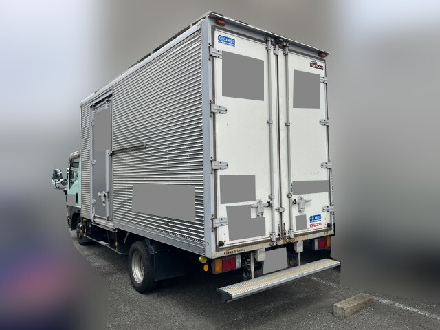 いすゞエルフアルミバン小型（2t・3t）[写真04]