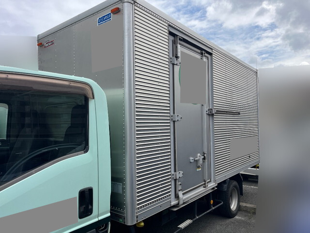 いすゞエルフアルミバン小型（2t・3t）[写真05]