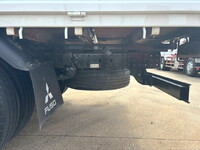 三菱ふそうキャンタークレーン付小型（2t・3t）[写真24]