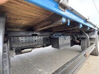 三菱ふそうキャンターアルミブロック小型（2t・3t）[写真15]