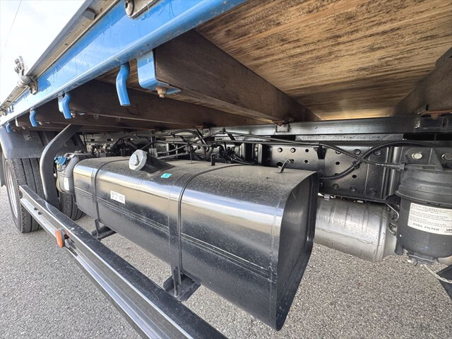 三菱ふそうキャンターアルミブロック小型（2t・3t）[写真15]