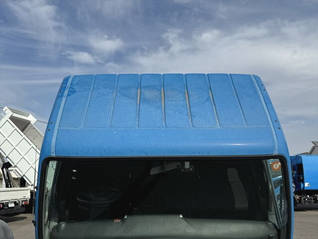 三菱ふそうキャンターアルミブロック小型（2t・3t）[写真24]