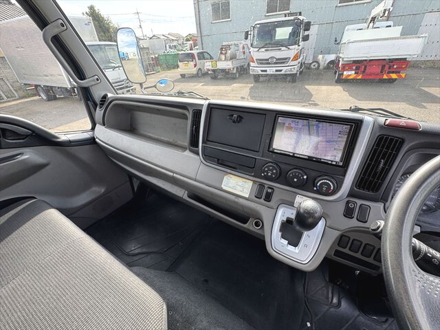 三菱ふそうキャンターアルミブロック小型（2t・3t）[写真27]