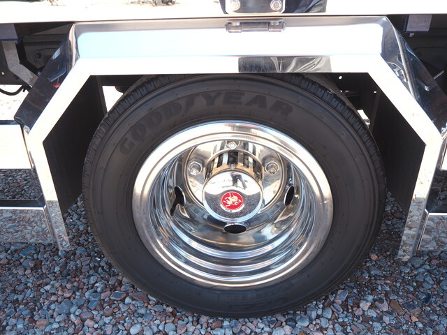 三菱ふそうキャンターアルミブロック小型（2t・3t）[写真12]