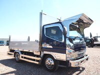 三菱ふそうキャンターアルミブロック小型（2t・3t）[写真01]