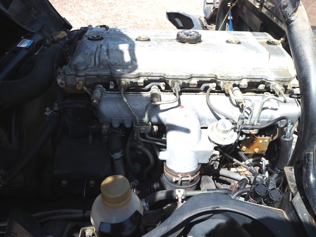 三菱ふそうキャンターアルミブロック小型（2t・3t）[写真21]