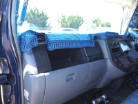 三菱ふそうキャンターアルミブロック小型（2t・3t）[写真29]