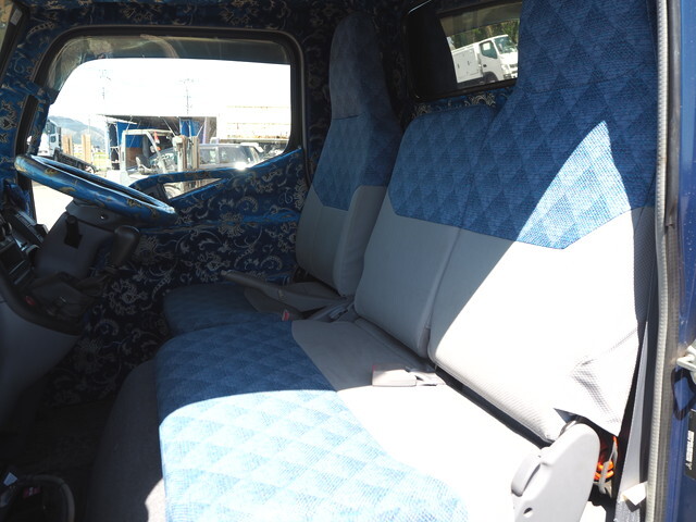 三菱ふそうキャンターアルミブロック小型（2t・3t）[写真30]