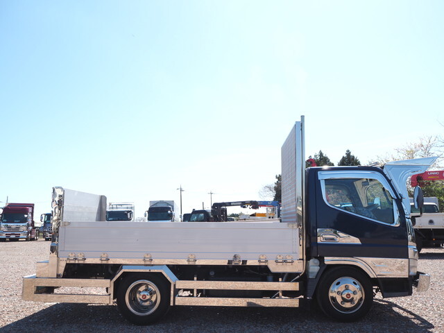 三菱ふそうキャンターアルミブロック小型（2t・3t）[写真05]