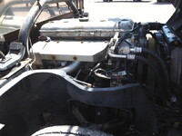 三菱ふそうキャンターアルミブロック小型（2t・3t）[写真10]