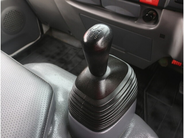 いすゞエルフダンプ小型（2t・3t）[写真25]