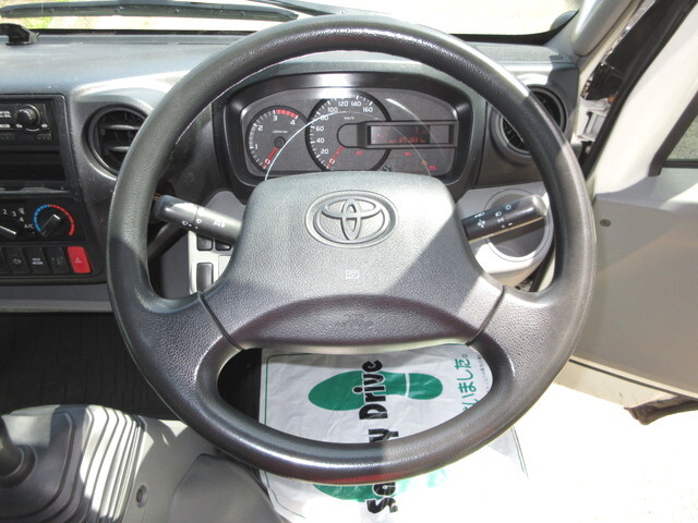 トヨタトヨエースアルミバン小型（2t・3t）[写真22]