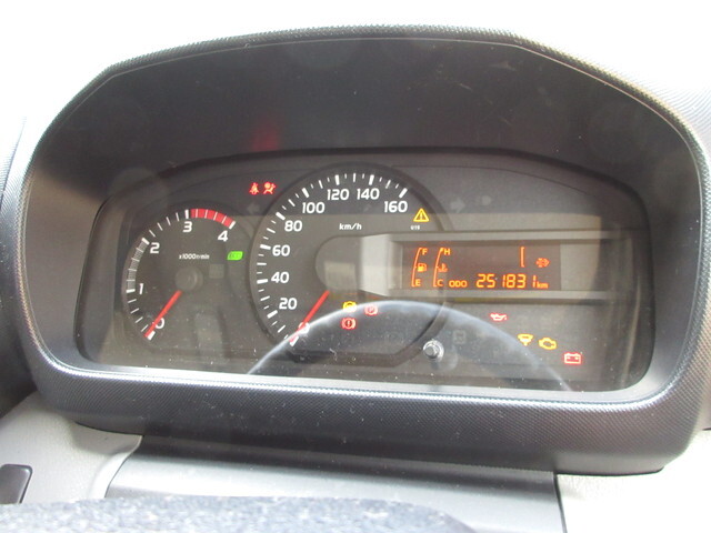 トヨタトヨエースアルミバン小型（2t・3t）[写真23]