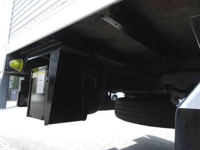 トヨタトヨエースアルミバン小型（2t・3t）[写真34]