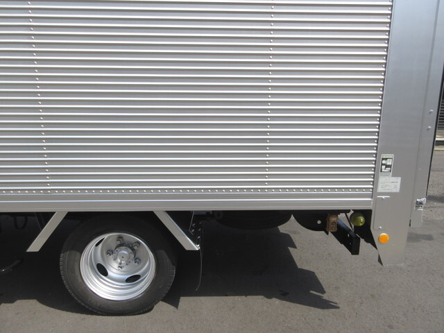 トヨタトヨエースアルミバン小型（2t・3t）[写真37]