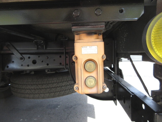 トヨタトヨエースアルミバン小型（2t・3t）[写真39]