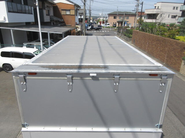 トヨタトヨエースアルミバン小型（2t・3t）[写真40]