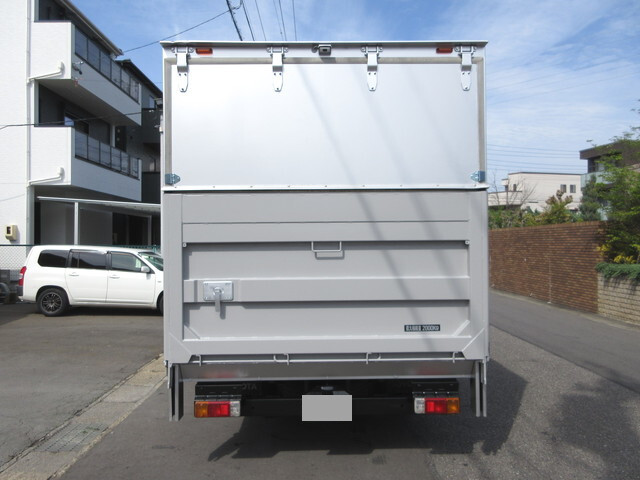 トヨタトヨエースアルミバン小型（2t・3t）[写真06]