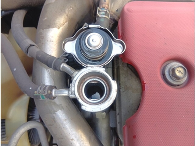 日野デュトロパッカー車（塵芥車）小型（2t・3t）[写真22]