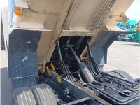 日野デュトロパッカー車（塵芥車）小型（2t・3t）[写真10]