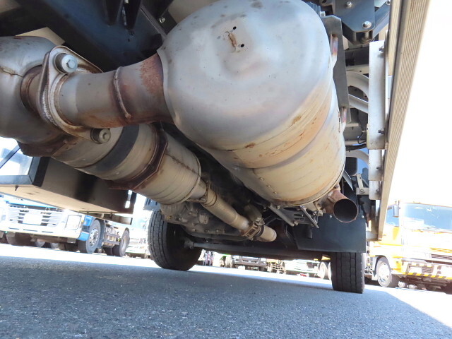 三菱ふそうファイターアルミウイング増トン（6t・8t）[写真13]