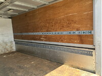 三菱ふそうキャンターアルミウイング小型（2t・3t）[写真14]