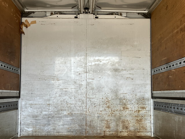 三菱ふそうキャンターアルミウイング小型（2t・3t）[写真17]