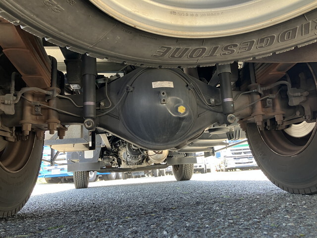 三菱ふそうキャンターアルミウイング小型（2t・3t）[写真26]