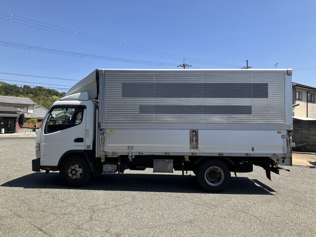 三菱ふそうキャンターアルミウイング小型（2t・3t）[写真05]
