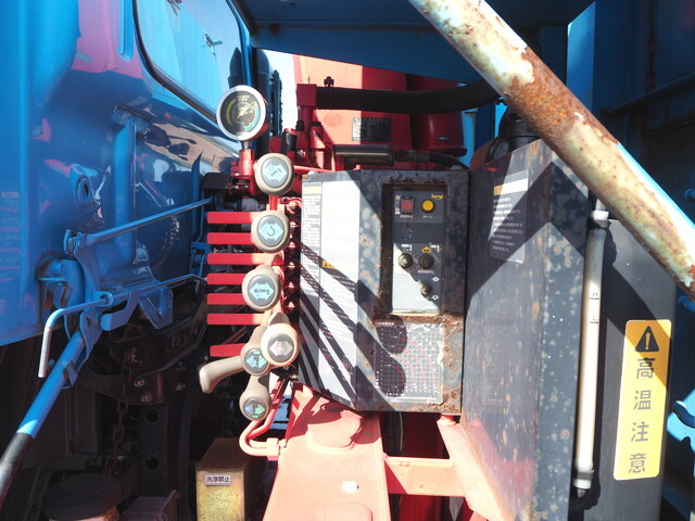 日野レンジャークレーン4段増トン（6t・8t）[写真11]