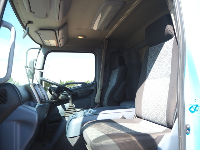 日野レンジャークレーン4段増トン（6t・8t）[写真33]