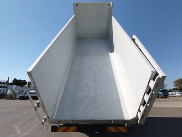 三菱ふそうスーパーグレート深ダンプ（土砂禁ダンプ）大型（10t）[写真08]