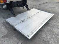 三菱ふそうファイター冷凍車（冷蔵車）中型（4t）[写真12]