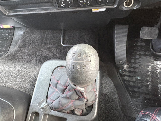 三菱ふそうファイター冷凍車（冷蔵車）中型（4t）[写真26]