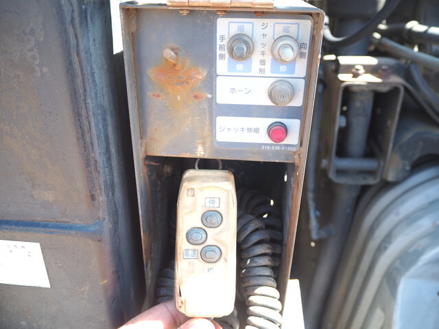 三菱ふそうスーパーグレートセルフローダー大型（10t）[写真22]